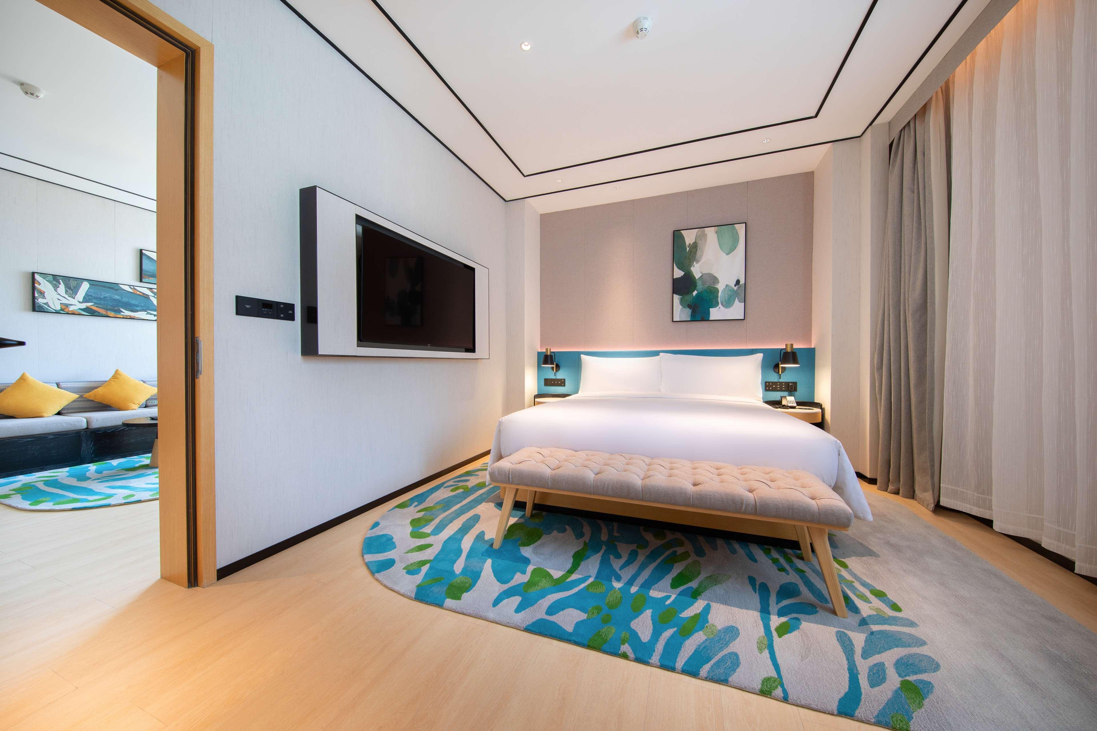 Hilton Garden Inn Shenzhen Nanshan Avenue Экстерьер фото