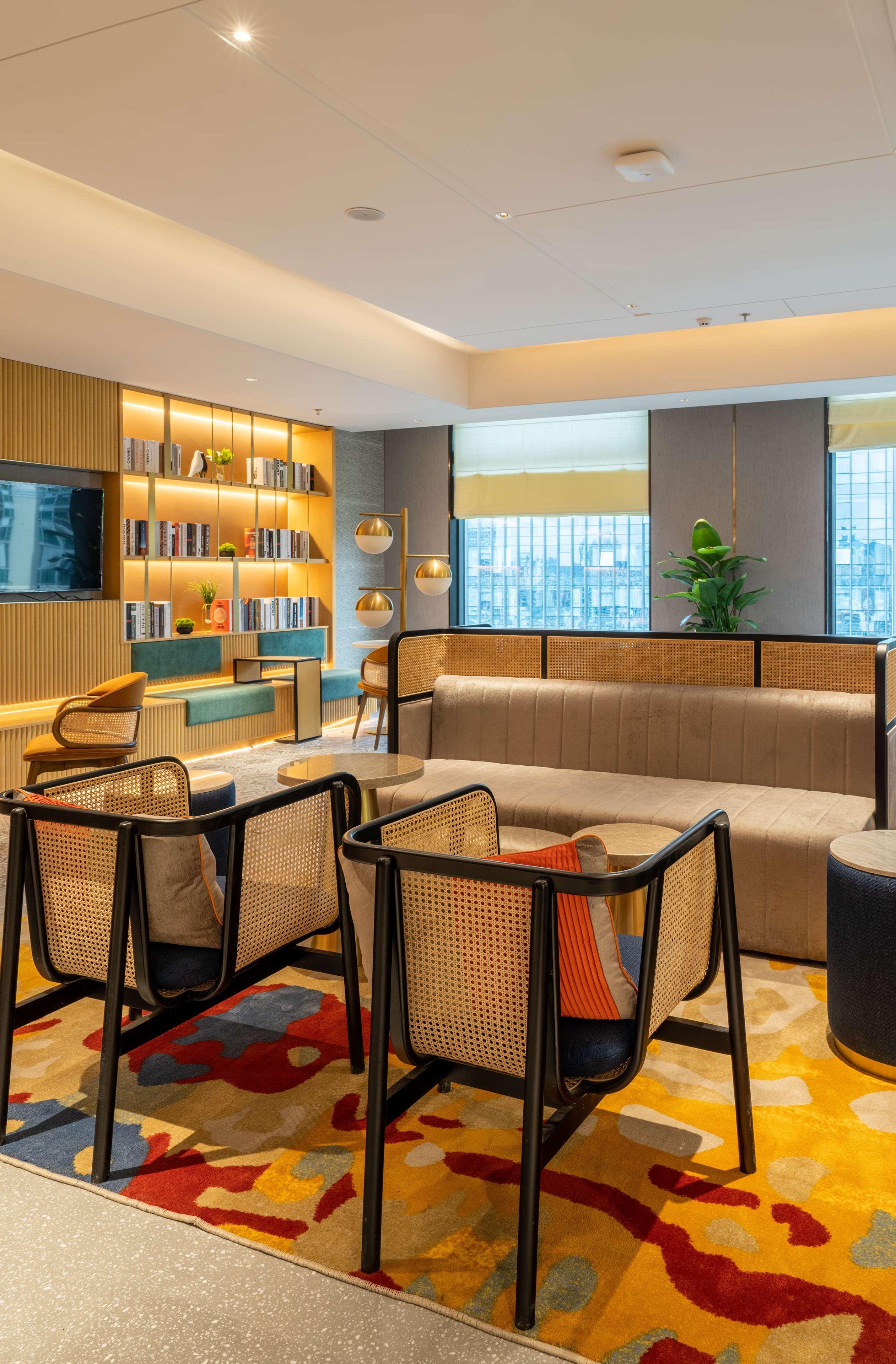 Hilton Garden Inn Shenzhen Nanshan Avenue Экстерьер фото