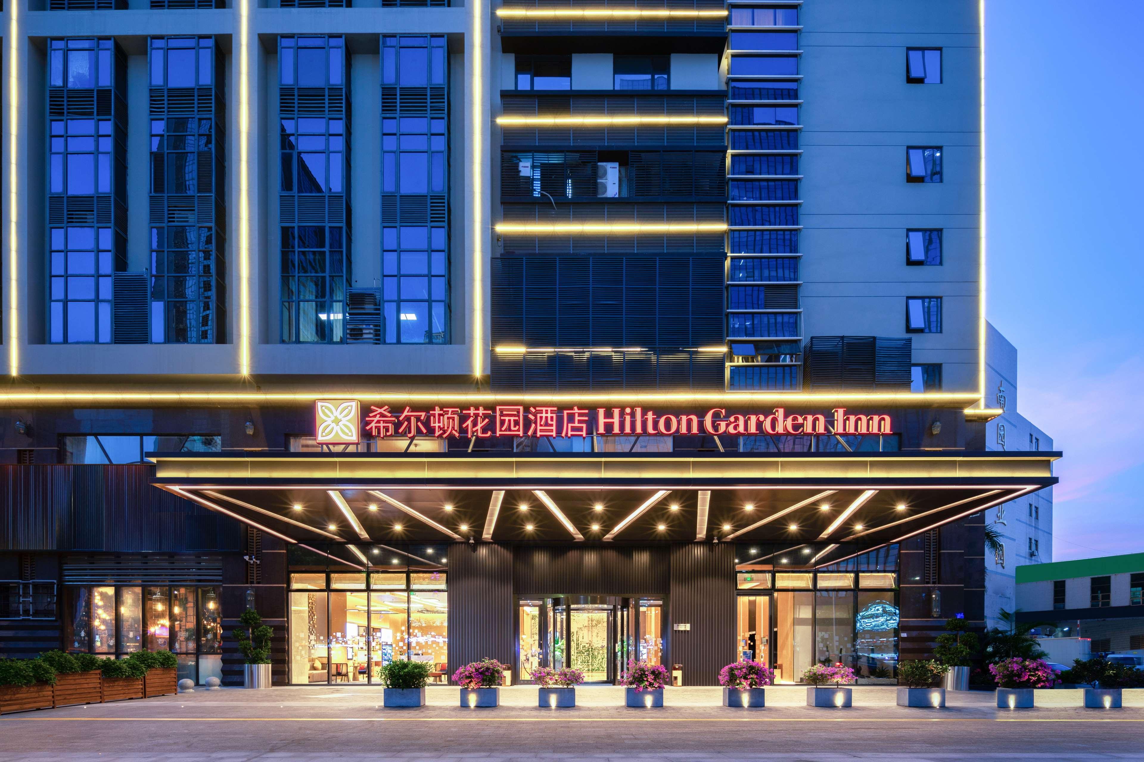 Hilton Garden Inn Shenzhen Nanshan Avenue Экстерьер фото