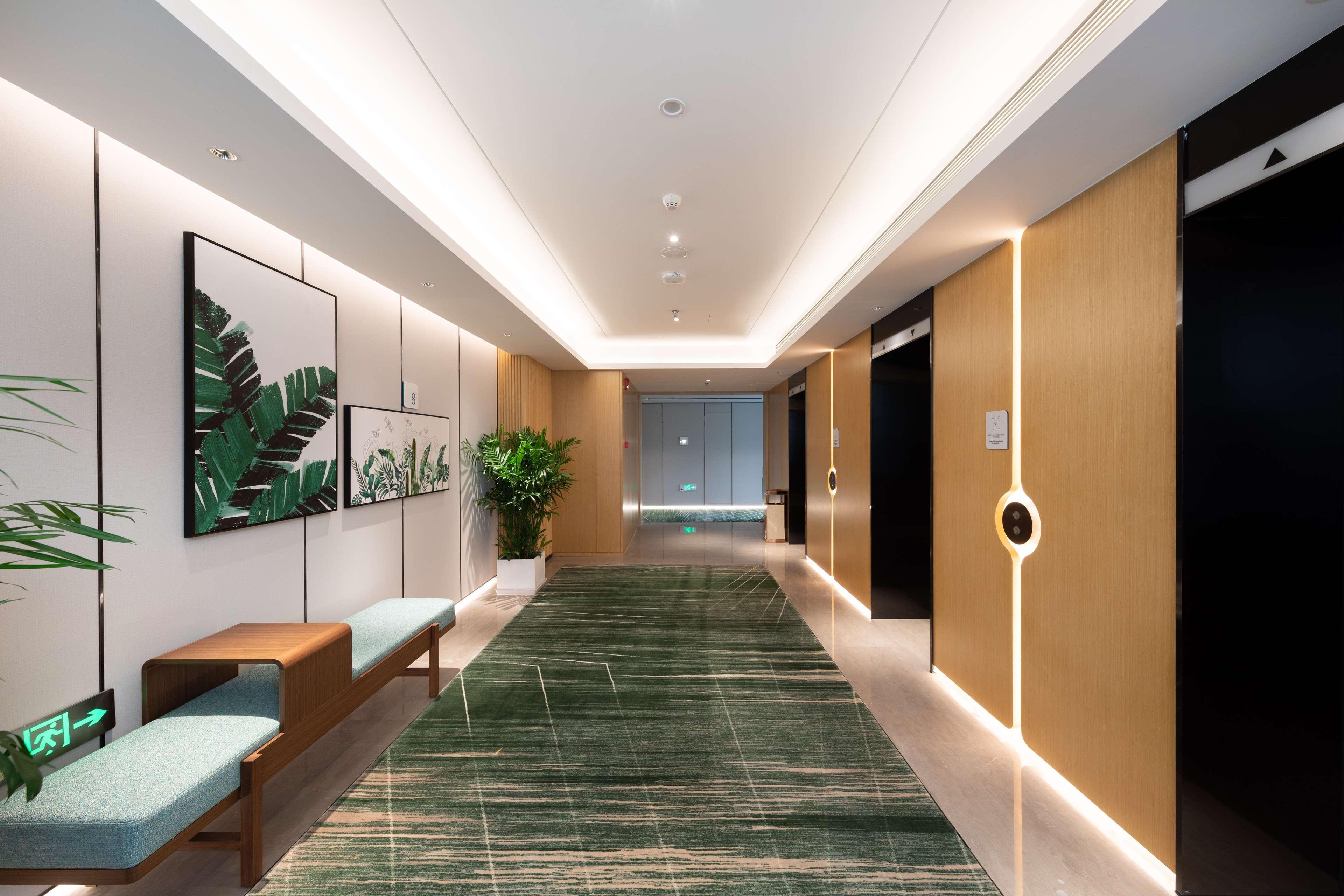 Hilton Garden Inn Shenzhen Nanshan Avenue Экстерьер фото