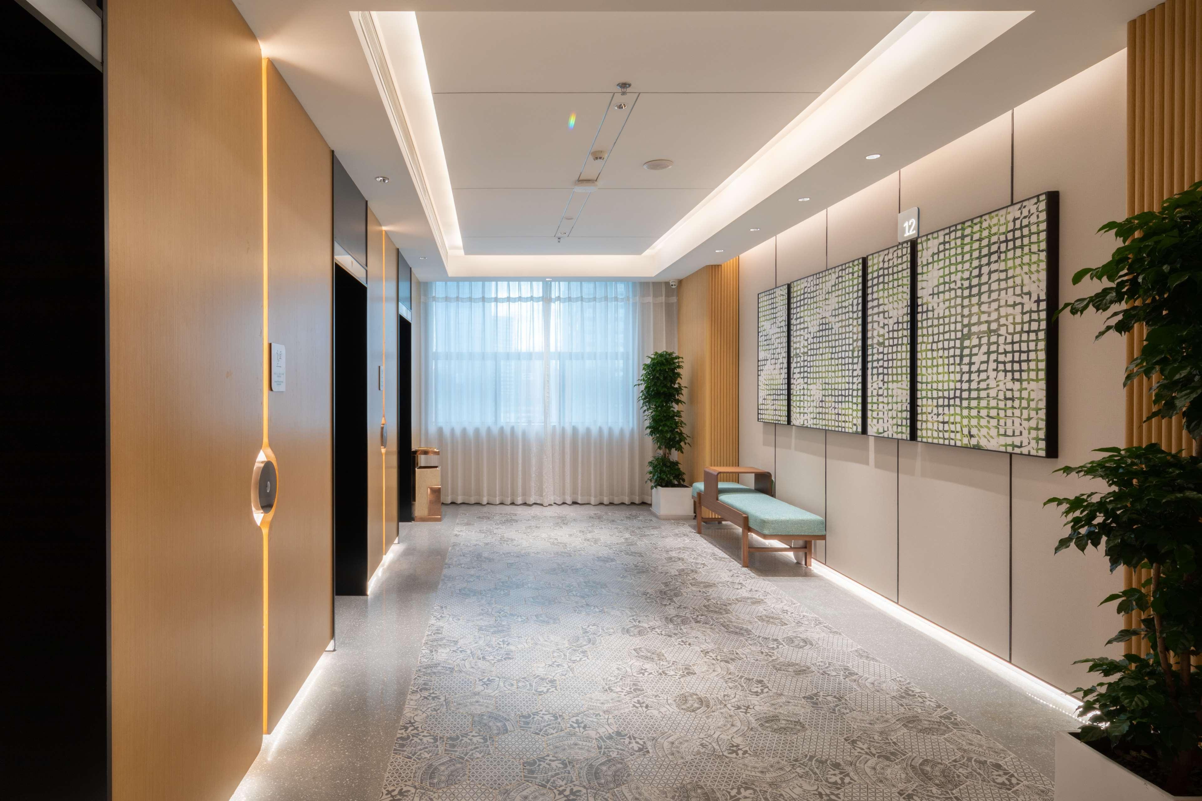 Hilton Garden Inn Shenzhen Nanshan Avenue Экстерьер фото