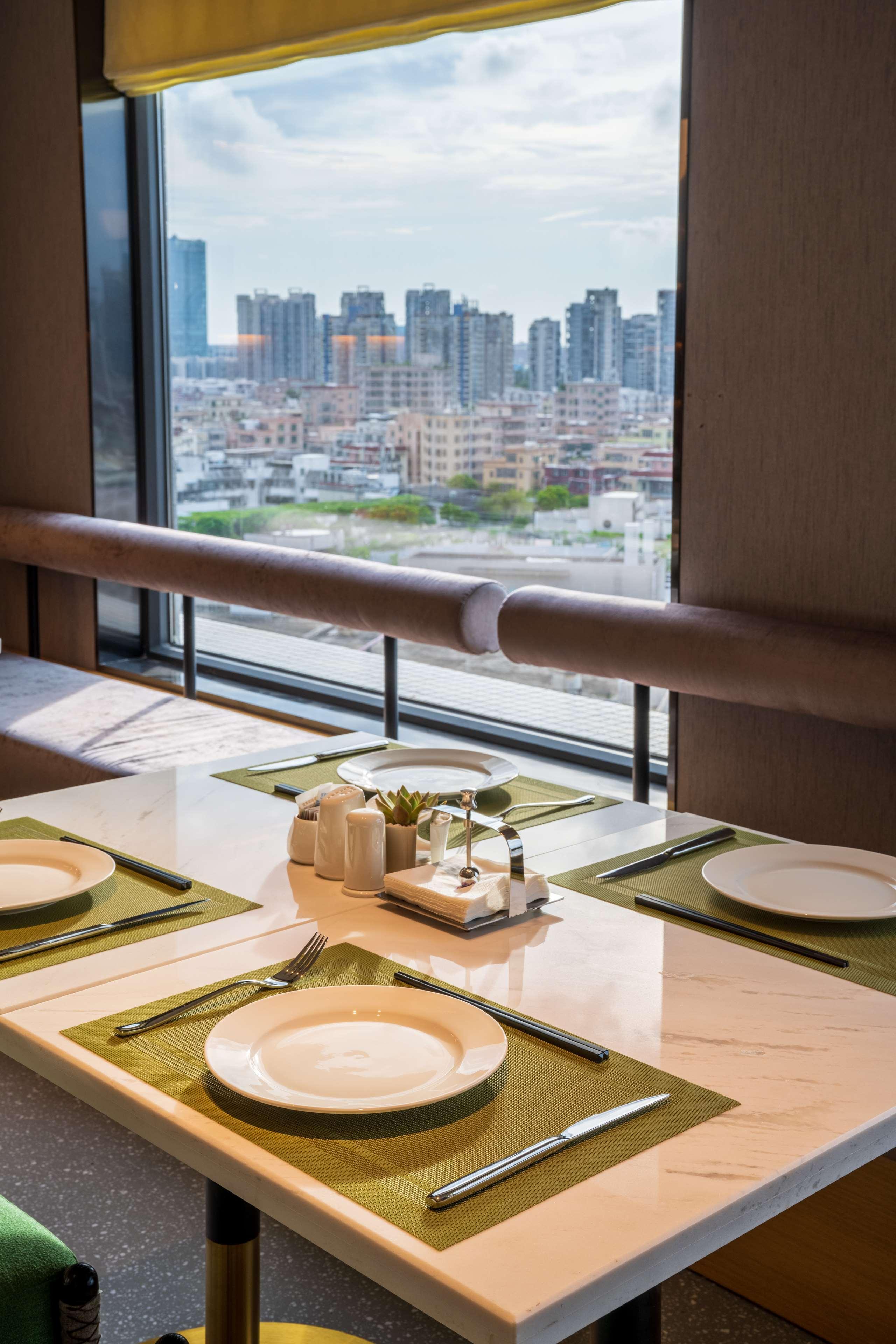 Hilton Garden Inn Shenzhen Nanshan Avenue Экстерьер фото