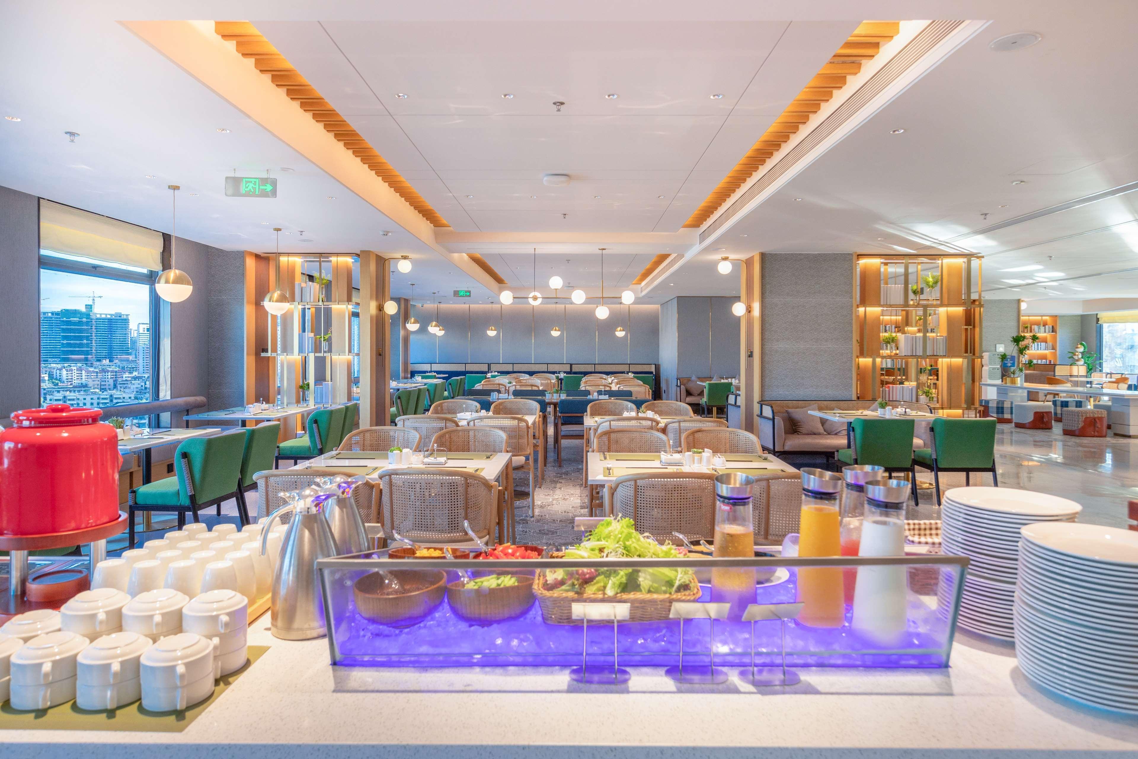 Hilton Garden Inn Shenzhen Nanshan Avenue Экстерьер фото