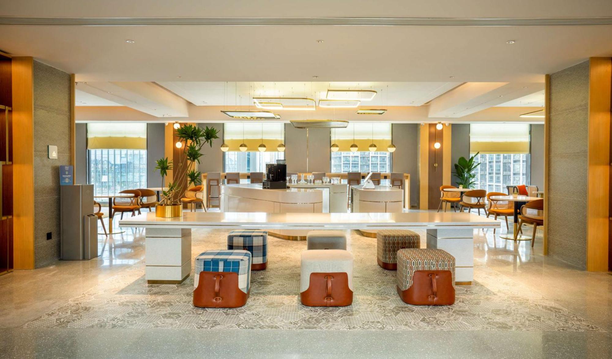 Hilton Garden Inn Shenzhen Nanshan Avenue Экстерьер фото