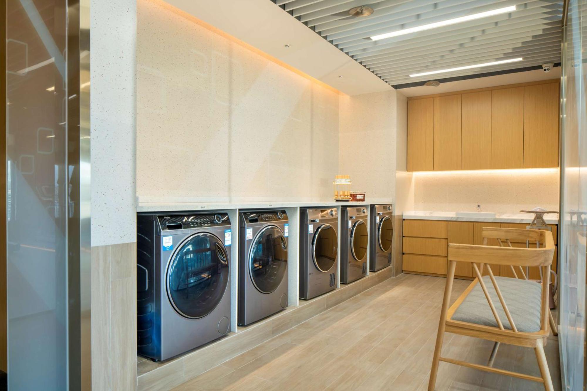 Hilton Garden Inn Shenzhen Nanshan Avenue Экстерьер фото